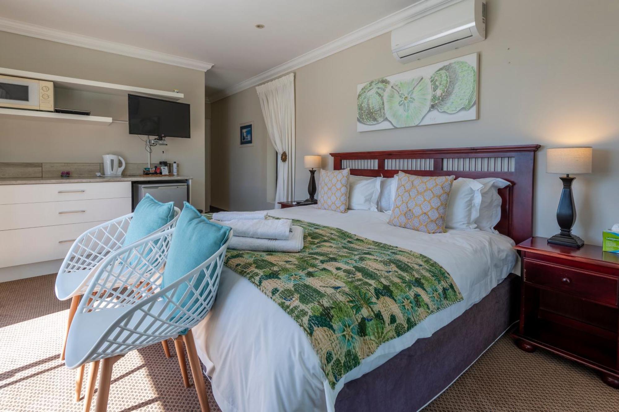 6 On Protea Bed & Breakfast Knysna Bilik gambar